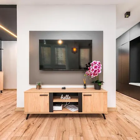 Hotel Lukowska 5 By Homeprime